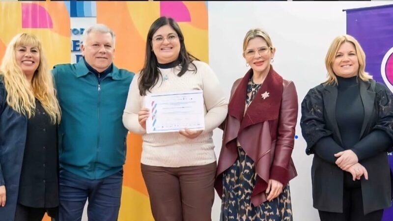 Arroyito: 47 mujeres recibieron su certificado y 60 ya cursan la edición 2026