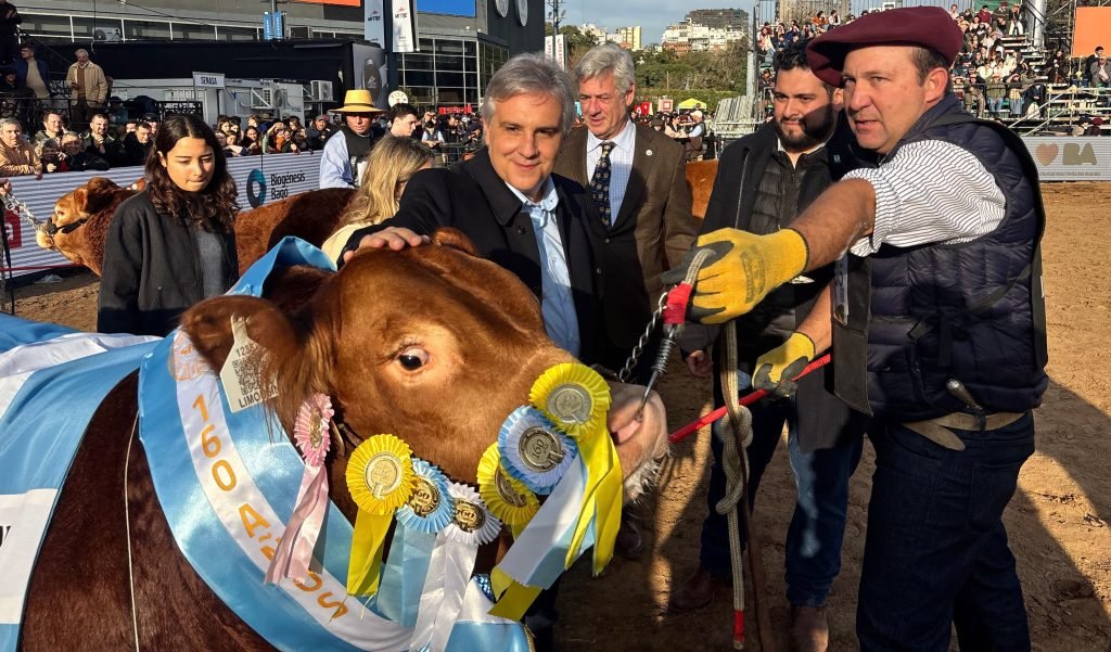 El Gobernador Llaryora acompañó al campo cordobés en la Expo Rural de Palermo