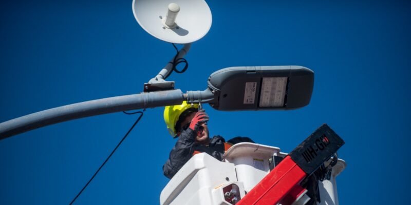 El megaplan de alumbrado público ya recuperó más de 22.000 puntos de luz