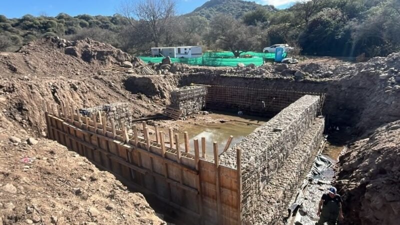 Sierras Chicas: avanza una obra clave fortalecer el sistema de agua potable en tres localidades