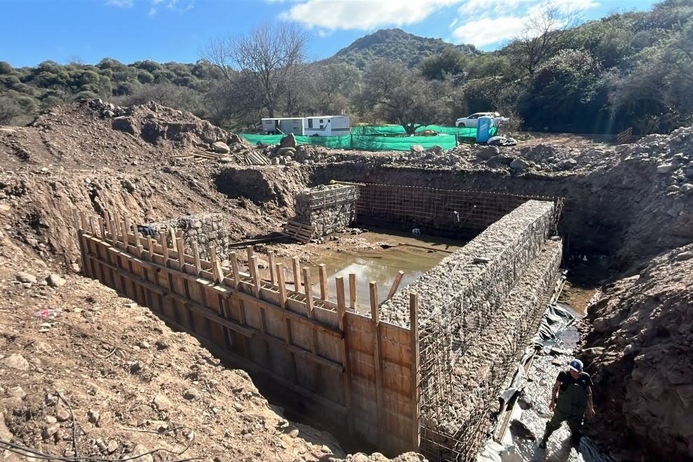 Sierras Chicas: avanza una obra clave fortalecer el sistema de agua potable en tres localidades